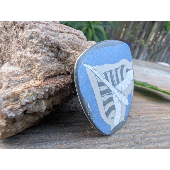 Vintage Artisan Ceramic Pin: Southwestern Brooch - Picture 4 of 8